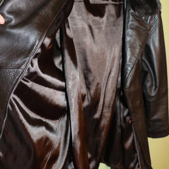 FINAL OFFER! - Wilson's Women's Mid-length Leather Coat - L - Picture 10 of 10